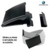 Hebilla Chola metálica de 38mm en color negro, desarmada para mostrar sus componentes (tapa y base), junto a un cinturón de algodón gris con la hebilla instalada.